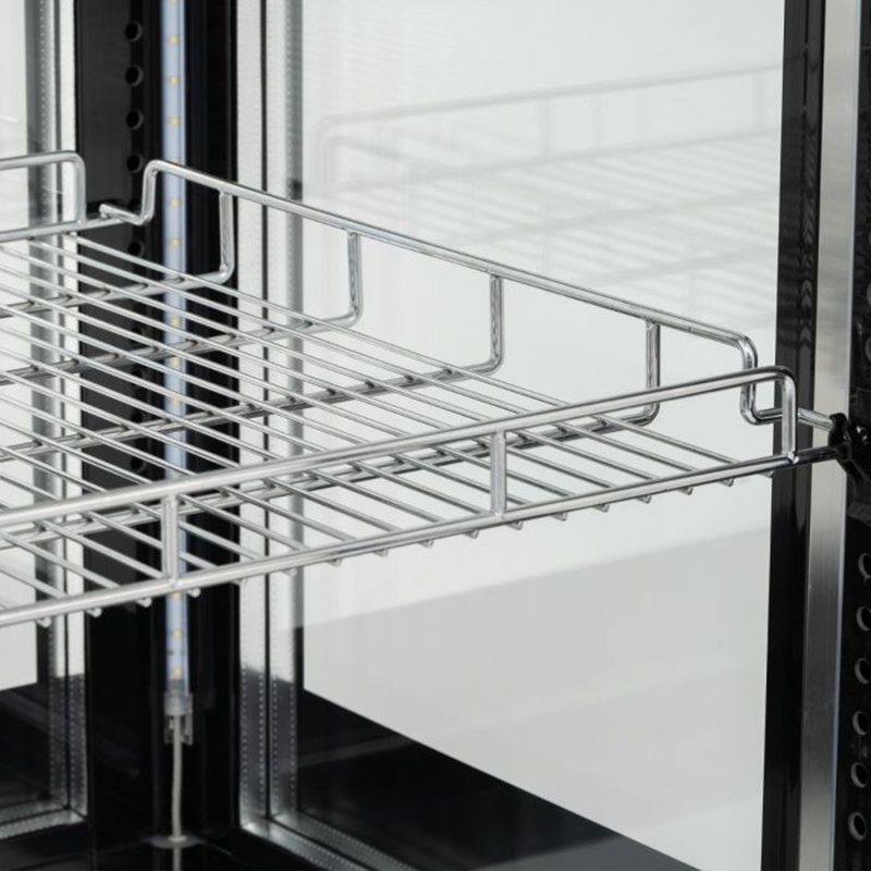 Blizzard CD400L Tall Square Case Cake Display, Close Up View Of Chrome Wire Shelves