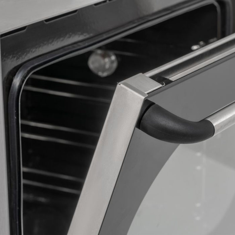 Blizzard BCO1 2670W Glass Door Convection Oven, Close Up View Of The Door Details