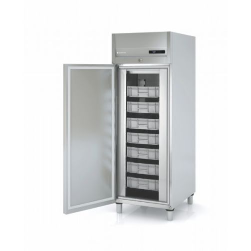 Coreco AP-750 Single Door Refrigerated Stainless Steel Fish Storage Cabinet, 645 Litres