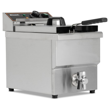 Blizzard BF8 8L Single Tank Electric Fryer, Angled Front/Left Side View With The Lid Sat On The Fryer
