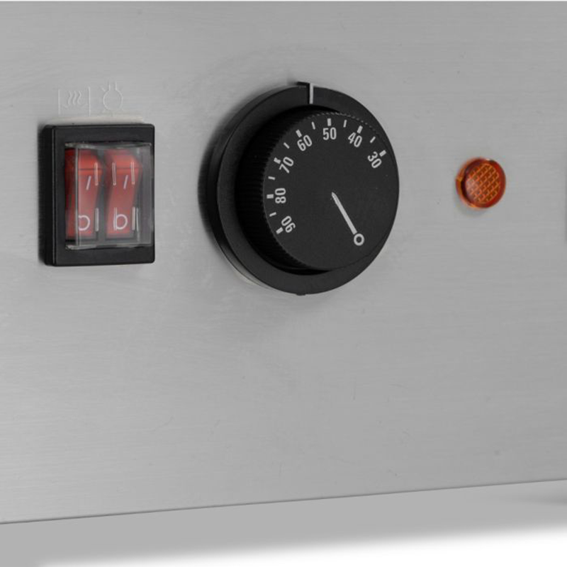 Blizzard CTH97 97L Counter Top Tiered Heated Merchandiser, Close Up View Of The Temperature Control Dial And The Dual On/Off Switch