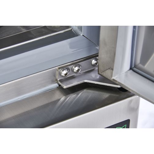 Sterling Pro Cobus SP20BC 5-Grid Single Door Blast Chiller / Freezer, 20kg/15kg