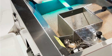 Frucosol SH7000 Cutlery Polisher top view of the appliance with cutlery being polished.